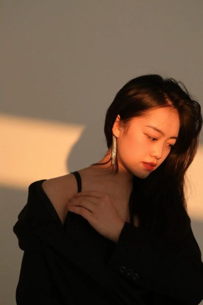 情感短视频怎么拍_如何表达情绪更真实