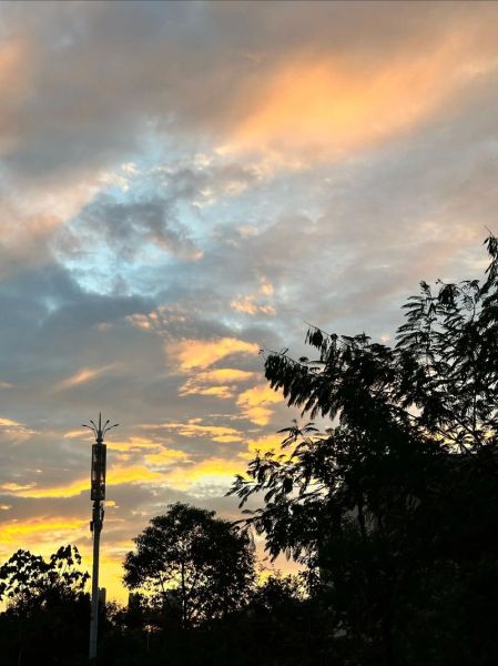 晚霞代表什么情感_为什么看晚霞会想哭